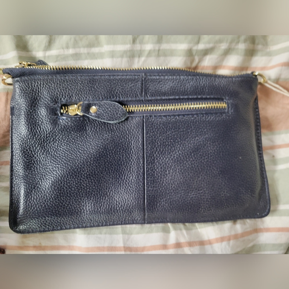 Handbag. Navy blue. Great condition.